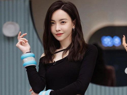 女明星网红姐姐是谁,揭秘女明星的跨界魅力