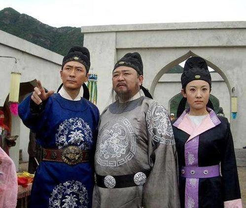 狄仁杰电视剧,智破奇案，忠诚护国