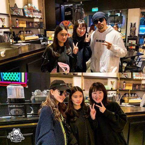 咖啡店里偶遇明星网红,网红明星的意外惊喜瞬间