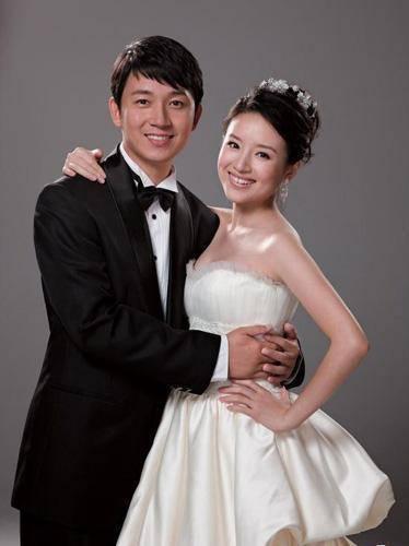 明星网红两女结婚,明星网红携手共筑幸福，两女结婚谱写时代新篇