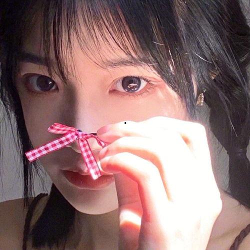 明星网红搞笑大头像女生,笑点满满，颜值爆表！