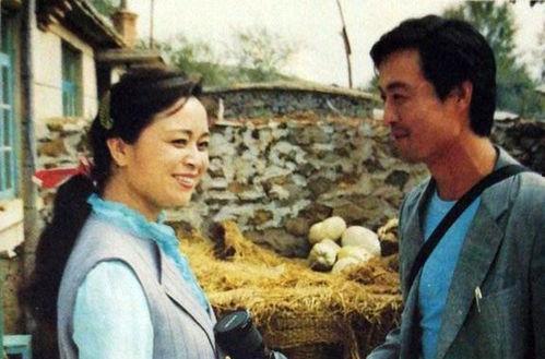 篱笆女人和狗电视剧,情感纠葛与时代变迁的农村生活画卷